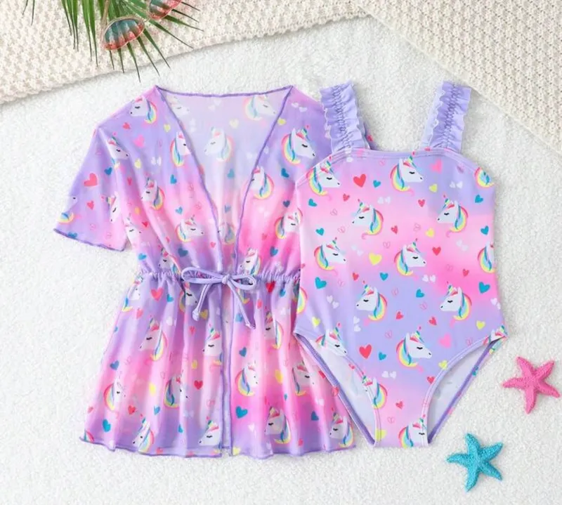Ropa de baño bebé unicornio