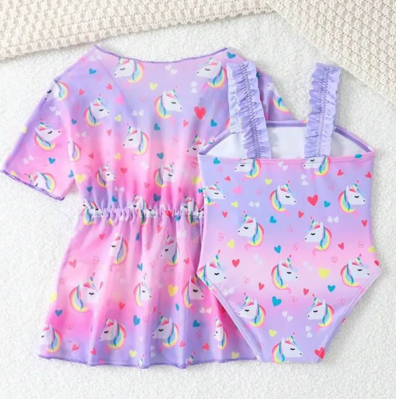 Ropa de baño bebé unicornio 2