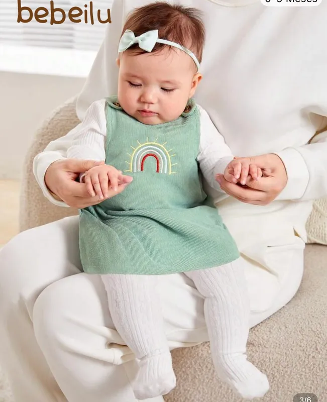 Vestido bordado de cordorouy bebé