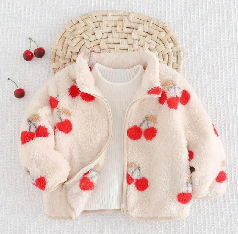 Chaqueta abrigadora de cerezas