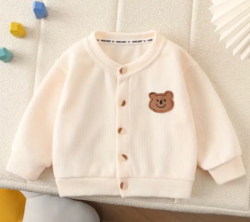 Cardigan de bebé osito