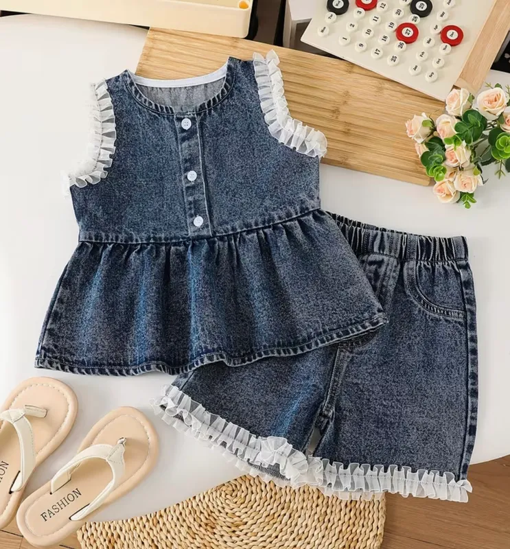 Conjunto jeans con blondas
