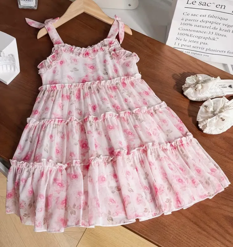 Vestido de gasa de rosas
