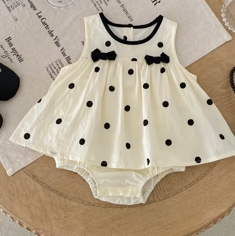 Body vestido de puntos